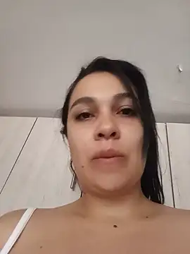 brianaGuzman online show from 4, 7, 2026