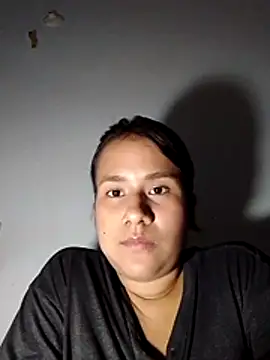 Snapshot of sol_miluna chatting on 25, 6, 2026 sol miluna online show from 25, 6, 2026
