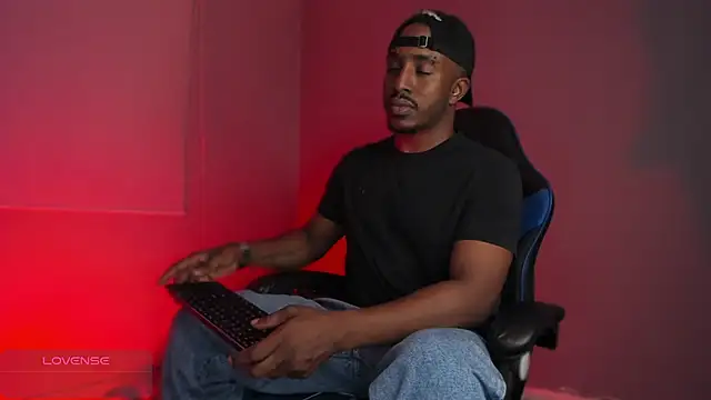 adamjackson  online show from 19, 9, 2025