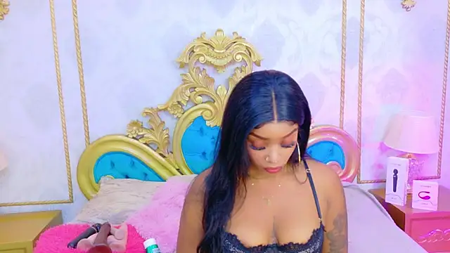 SalomeRestrepo online show from 8, 11, 2025