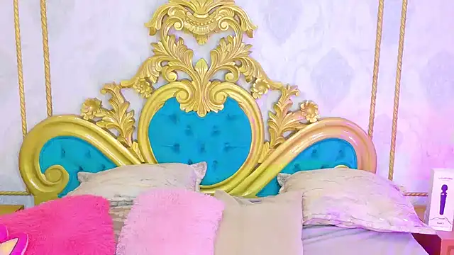 SalomeRestrepo online show from 6, 5, 2026