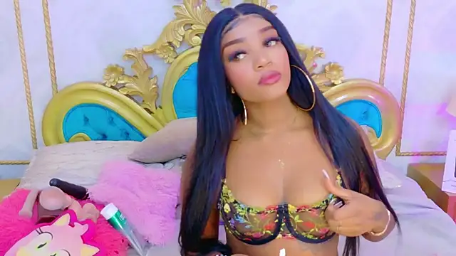 SalomeRestrepo online show from 6, 11, 2025