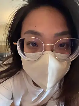 yourbootygirl online show from 1, 11, 2025