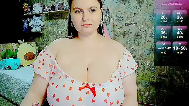 WhisperInTheDarkk online show from 8, 5, 2026