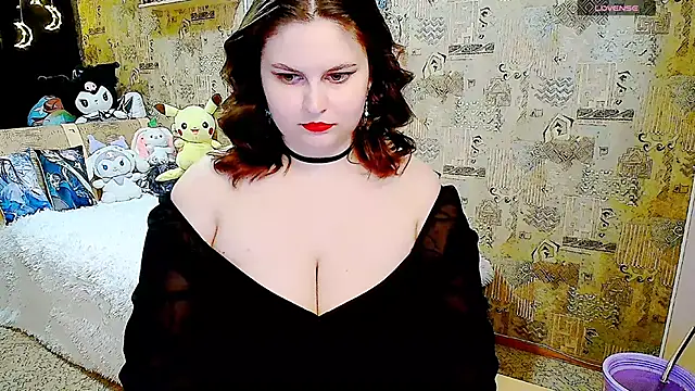 WhisperInTheDarkk online show from 5, 2, 2025