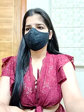 aaliya bhattt online show from 4, 3, 2025