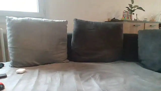 Snapshot of FablinoX chatting on 23, 9, 2025 FablinoX online show from 23, 9, 2025