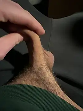 YoungCouple0604 online show from 12, 12, 2024