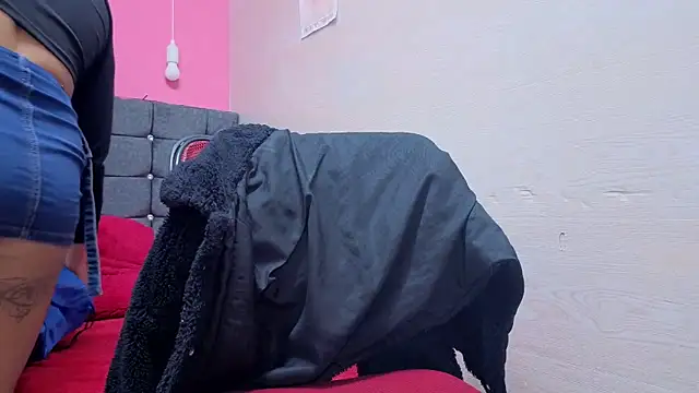 lily jamesx online show from 15, 9, 2025