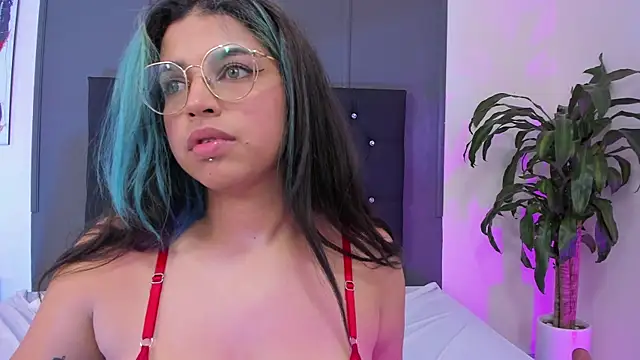 lyra-rain online show from 11, 3, 2025