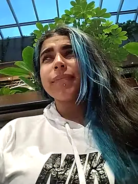 lyra-rain online show from 13, 2, 2025