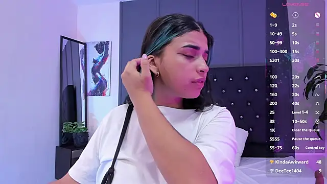 lyra-rain online show from 8, 3, 2025