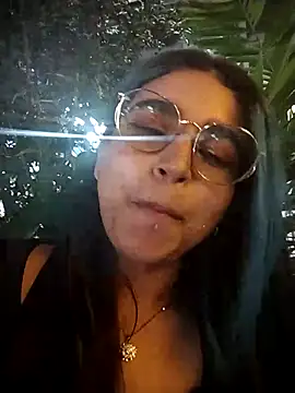 lyra-rain online show from 21, 2, 2025