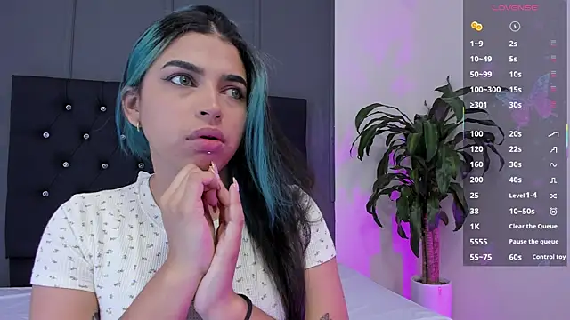 lyra-rain online show from 10, 3, 2025