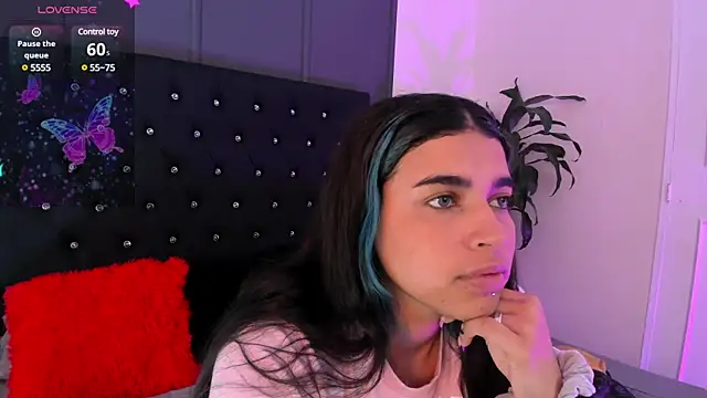 lyra-rain online show from 24, 2, 2025