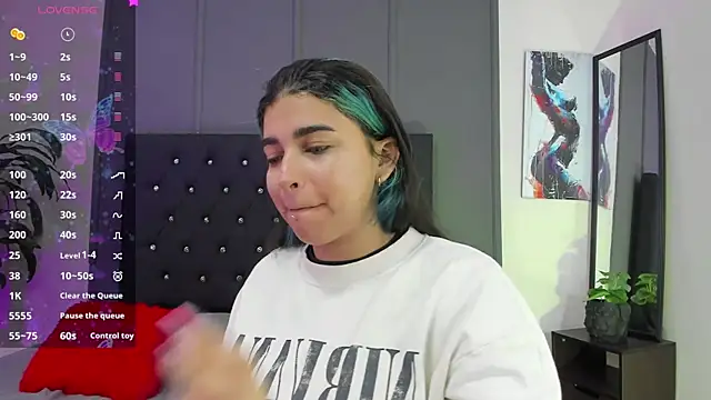 lyra-rain online show from 13, 2, 2025