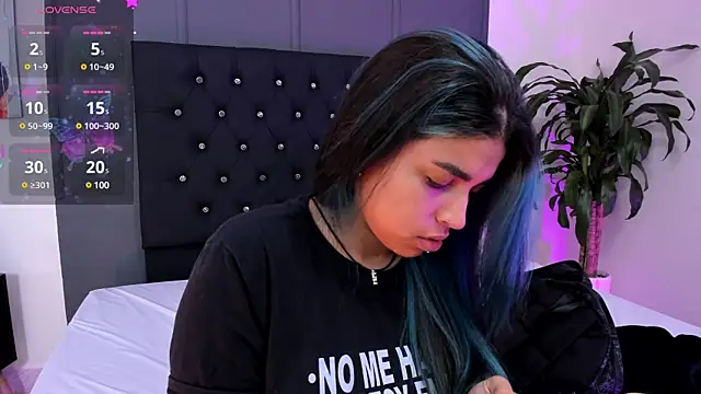 lyra-rain online show from 20, 2, 2025