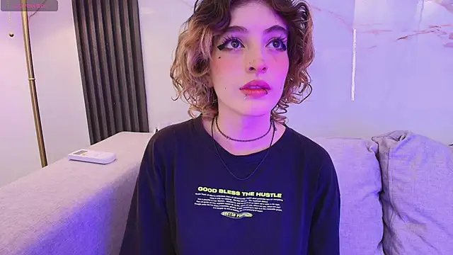 EvaHalsey online show from 12, 9, 2025