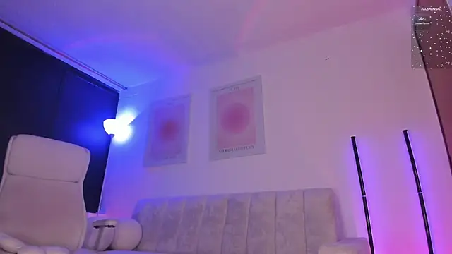 Snapshot of Gisell_Daniela1 chatting on 2, 2, 2025 Gisell Daniela1 online show from 2, 2, 2025