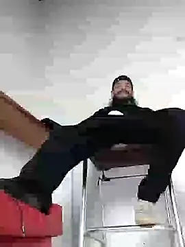 AndresSmith   online show from 1, 1, 2025