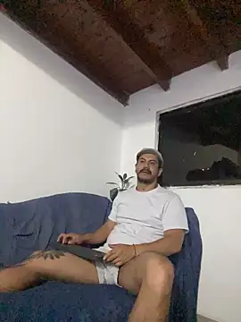 AndresSmith   online show from 27, 2, 2026