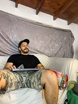 AndresSmith   online show from 8, 5, 2026