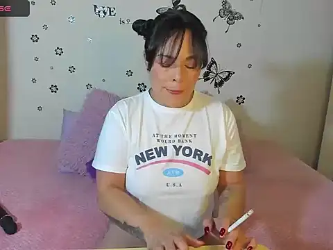 Snapshot of MIA_BIANCCO chatting on 26, 1, 2025 MIA BIANCCO online show from 26, 1, 2025