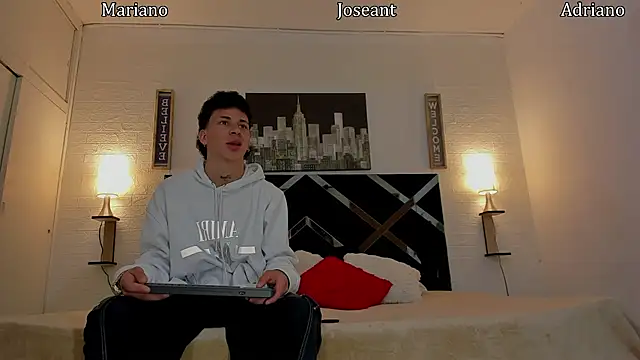 nakedfoam1 online show from 9, 9, 2025