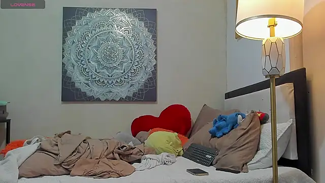 nakedfoam1 online show from 8, 11, 2025