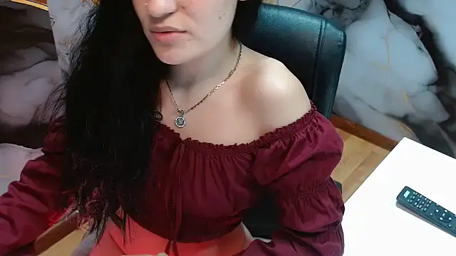 Snapshot of shantall24 chatting on 28, 1, 2025 shantall24 online show from 28, 1, 2025