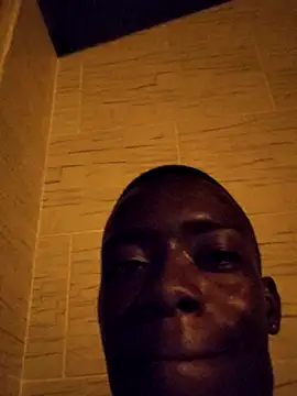 Snapshot of BeetledFlouter12 chatting on 29, 9, 2025 BeetledFlouter12 online show from 29, 9, 2025