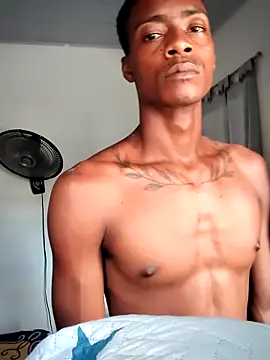 Snapshot of BeetledFlouter12 chatting on 22, 12, 2025 BeetledFlouter12 online show from 22, 12, 2025