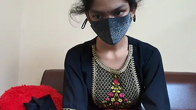 Srabontii online show from 4, 12, 2025