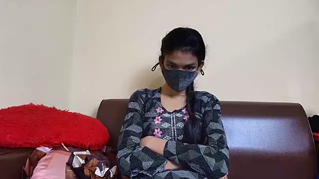 Srabontii online show from 5, 12, 2025