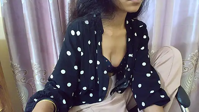 Srabontii online show from 14, 10, 2025