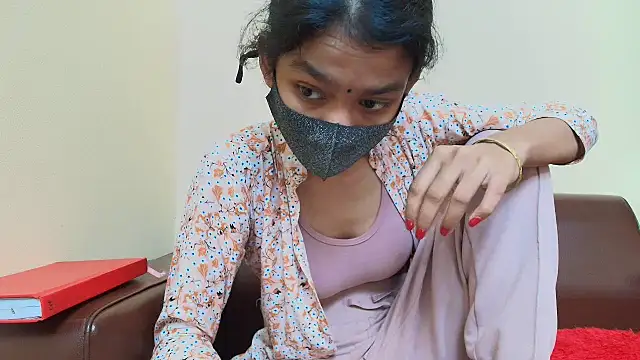 Srabontii online show from 5, 11, 2025