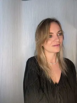 Milla  one online show from 23, 9, 2025