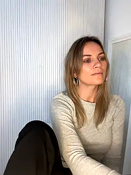 Milla  one online show from 17, 11, 2025