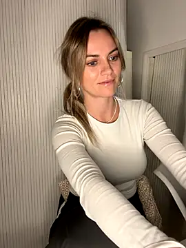 Milla  one online show from 13, 11, 2025