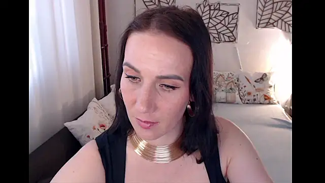 pepper milf online show from 26, 5, 2026