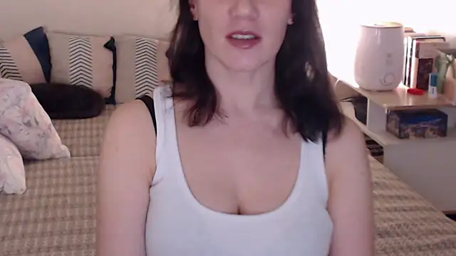 Snapshot of pepper_milf chatting on 4, 3, 2025 pepper milf online show from 4, 3, 2025