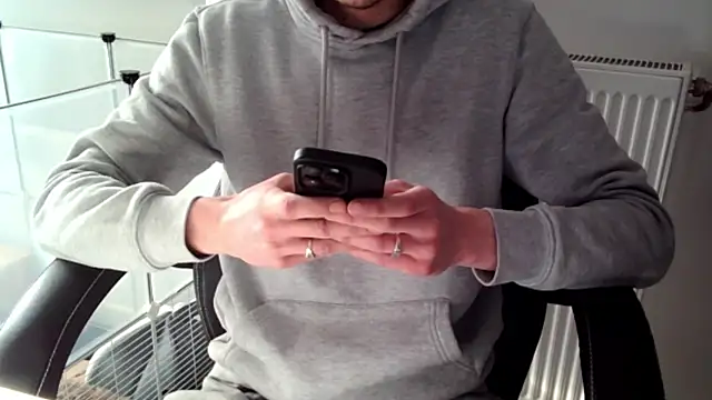 Snapshot of ElViko11 chatting on 14, 2, 2025 ElViko11 online show from 14, 2, 2025