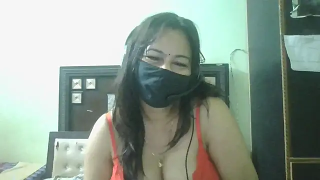 couplesuni online show from 7, 5, 2026