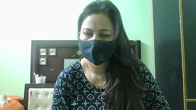 couplesuni online show from 10, 3, 2025