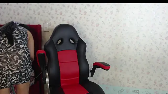 kayla k18 online show from 13, 10, 2025