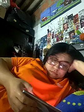 dafne19  online show from 11, 11, 2025