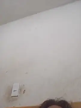 ambarlennoix online show from 15, 3, 2025