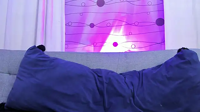 LukaCastillo online show from 11, 3, 2025