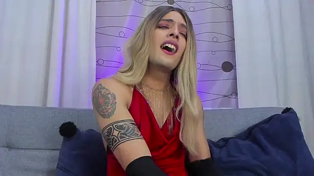 LukaCastillo online show from 18, 3, 2025