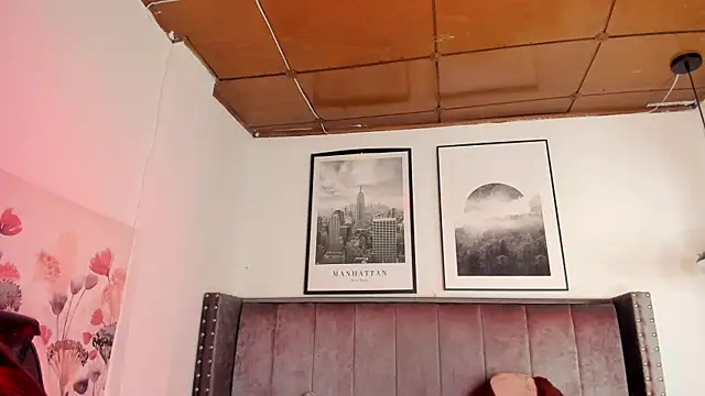 Alaia Cute online show from 2, 12, 2025